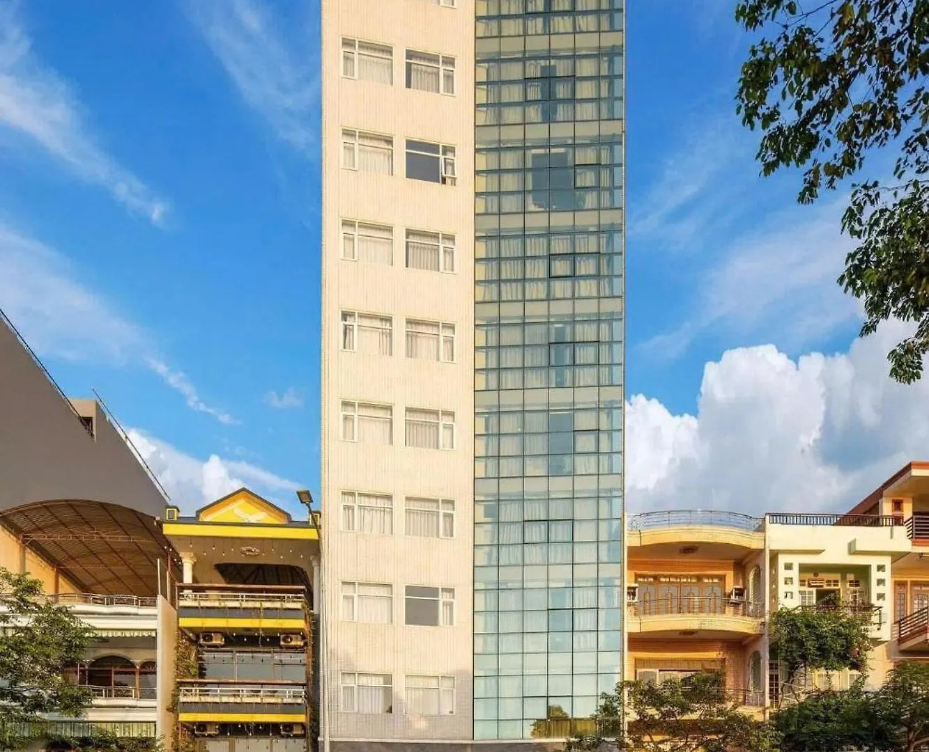 Star City Riverside Hotel By Haviland Da Nang