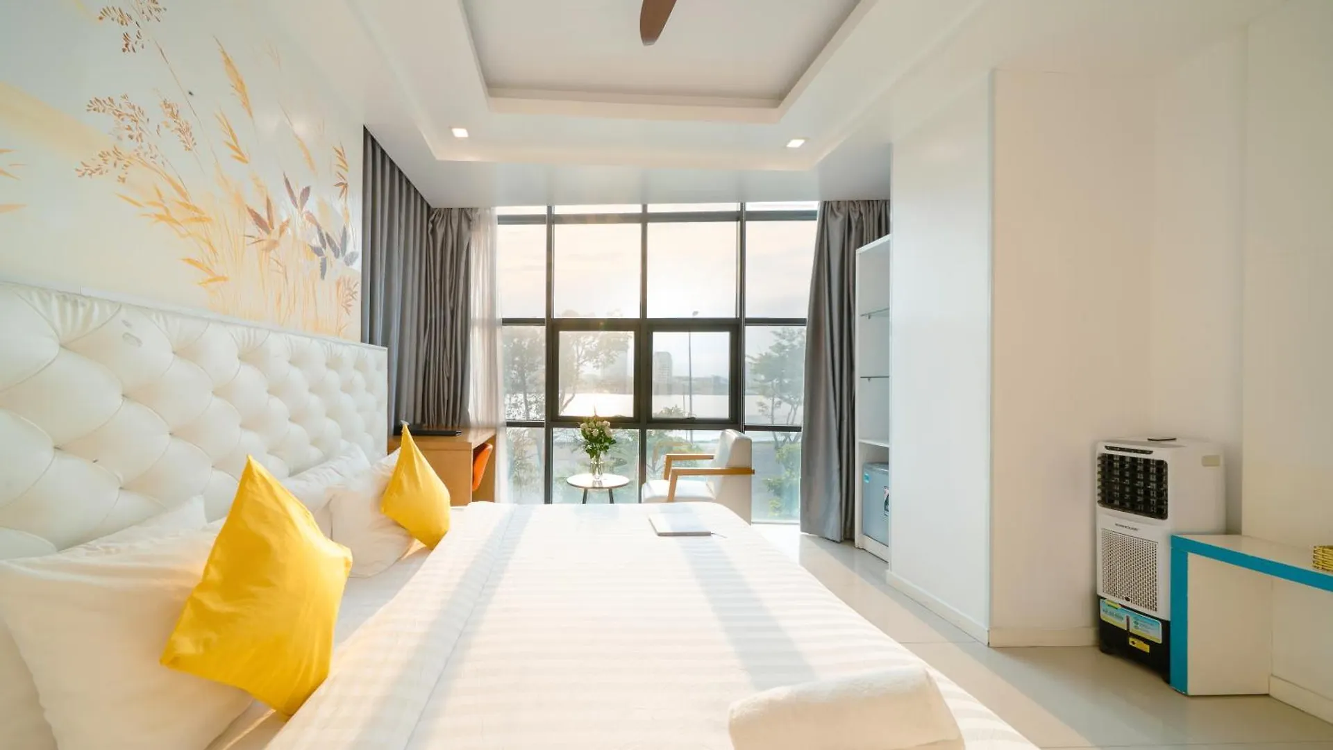 Star City Riverside Hotel By Haviland Da Nang