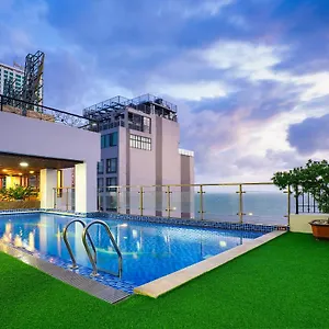 Hotel Apus ****