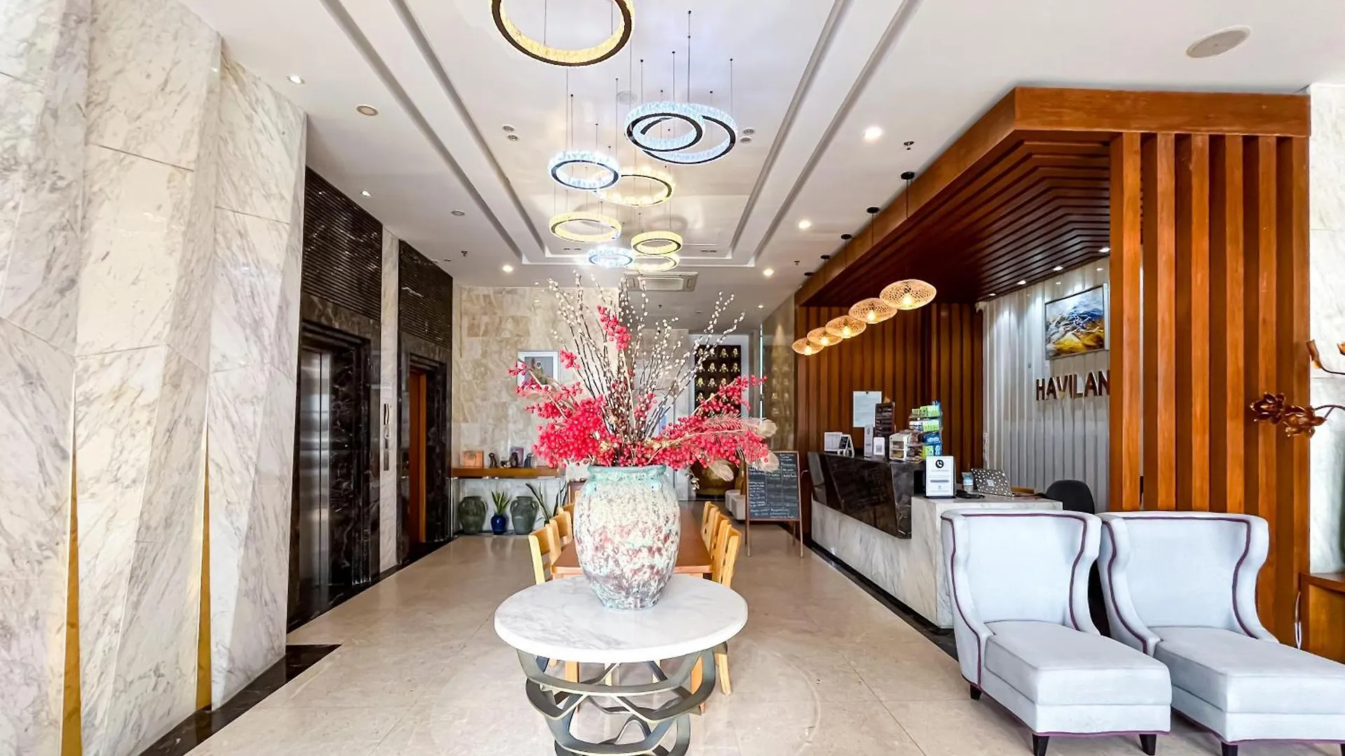 Star City Riverside Hotel By Haviland Danang